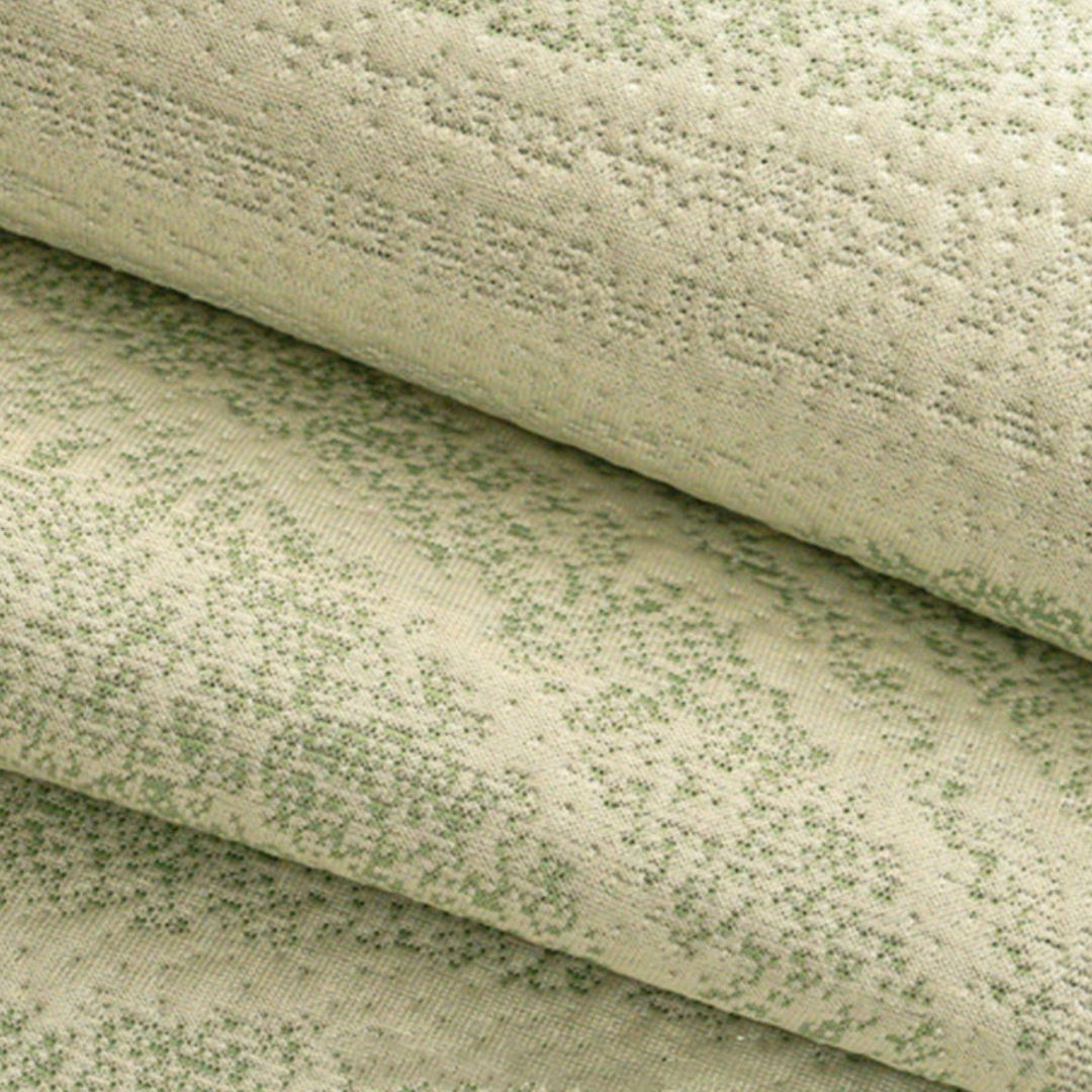™Cushify | כיסוי ספה משי קרח – מגע קריר, קצה קלוע, עיצוב פנים מינימליסטי